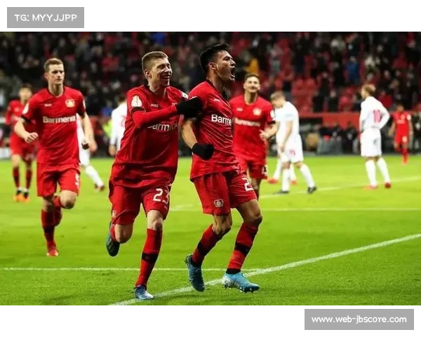 奥格斯堡弗赖堡对攻大战,十分钟内连入两球 奥格斯堡弗赖堡对攻大战,十分钟内连入两球